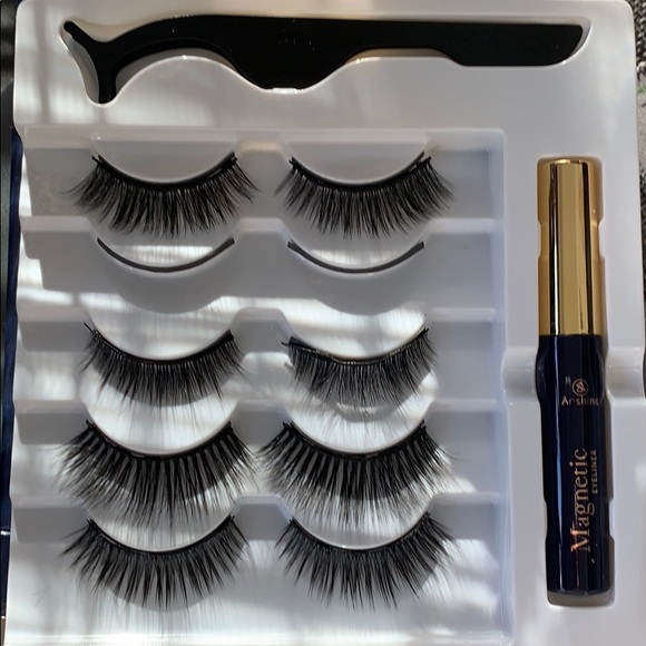 arishine Other - 4 unused sets of arishine lashes